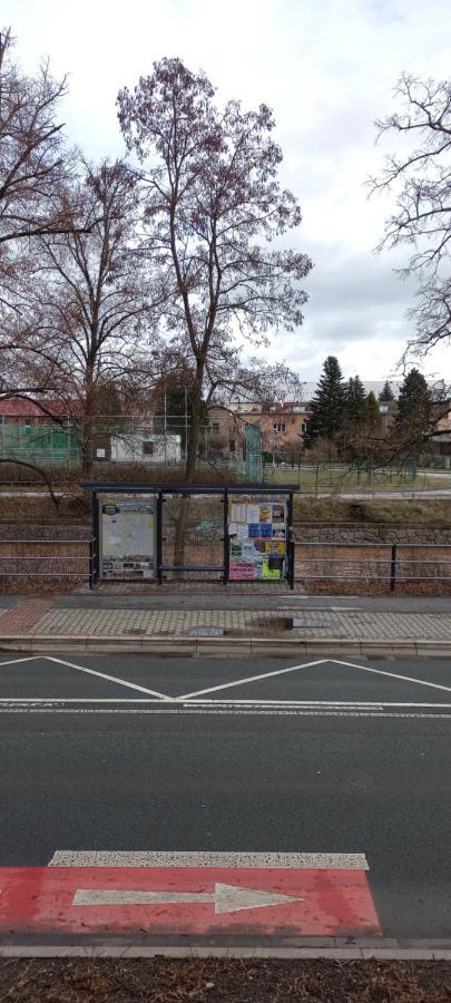 Garsonka Ve Dvore Dvur Kralove nad Labem Luaran gambar
